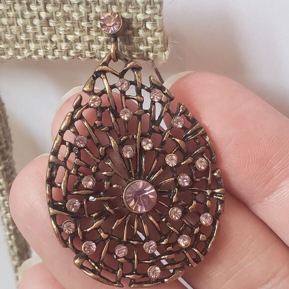 1928 French Hook Teardrop Filigree Earrings Web Design Pink & Copper - Picture 2 of 5